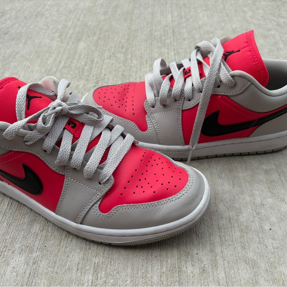 Nike Air Jordan 1 Low GS Gray Pink Black Sneakers Youth Size 7
